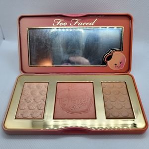 Too Faced Sweet Peach Glow Palette